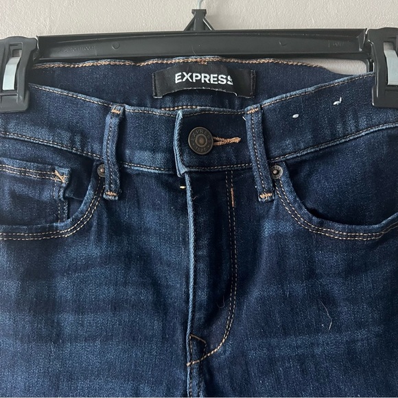 Express Dark Wash Mid Rise Jeggings Size 4R - Picture 2 of 5